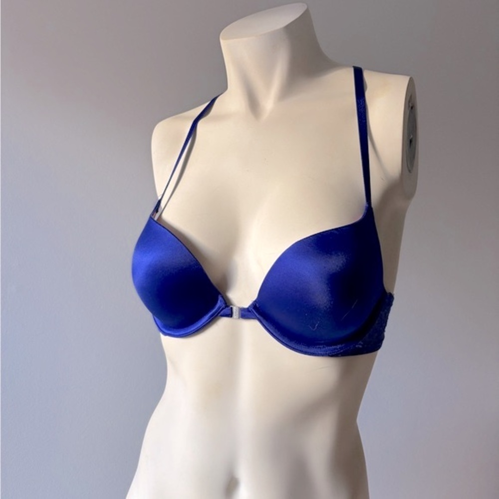 Victoria’s Secret PINK 34B Blue And Pink Lace Racerback Push-Up Bra